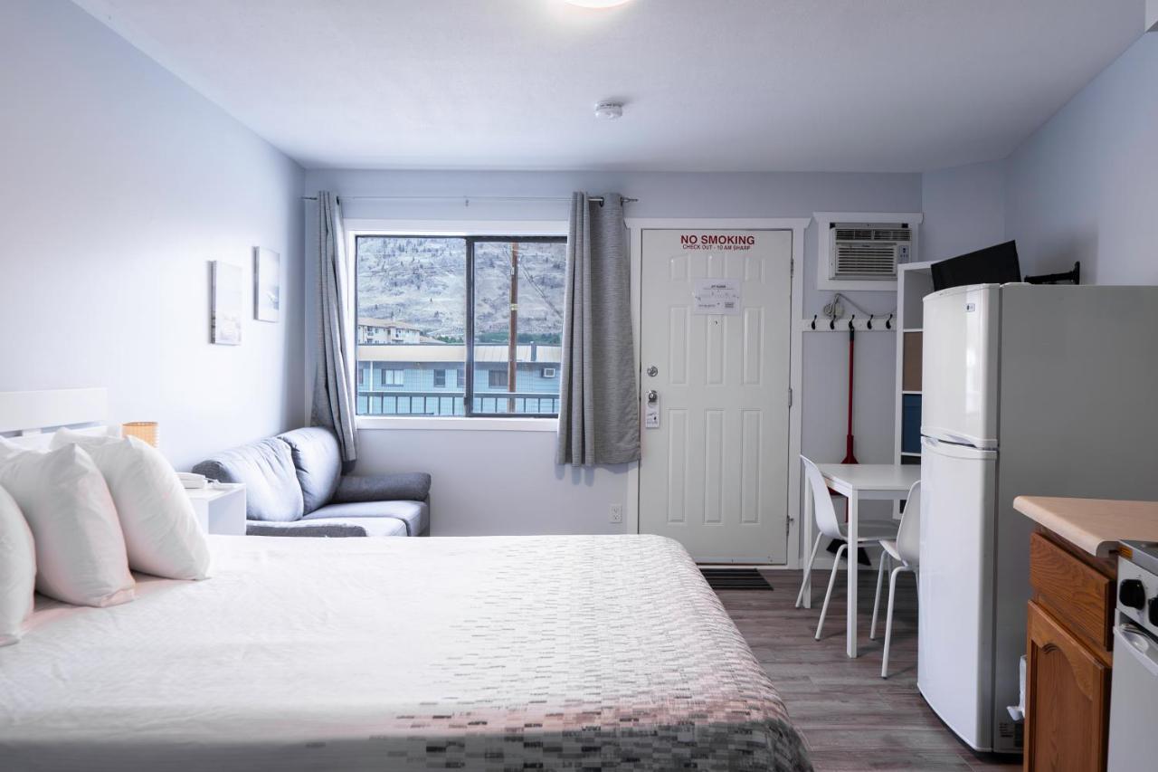 Poplars Motel On The Lake オソヨース エクステリア 写真