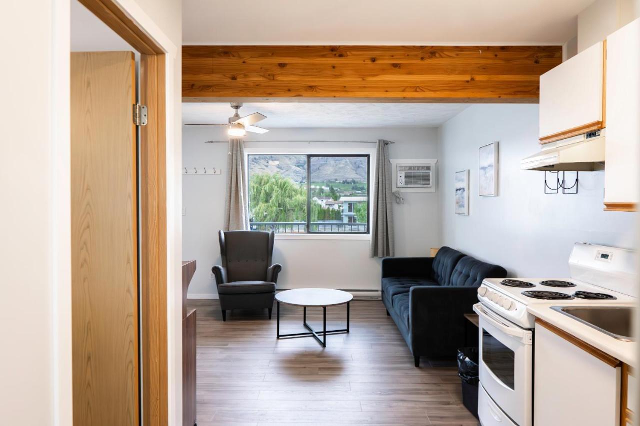 Poplars Motel On The Lake オソヨース エクステリア 写真