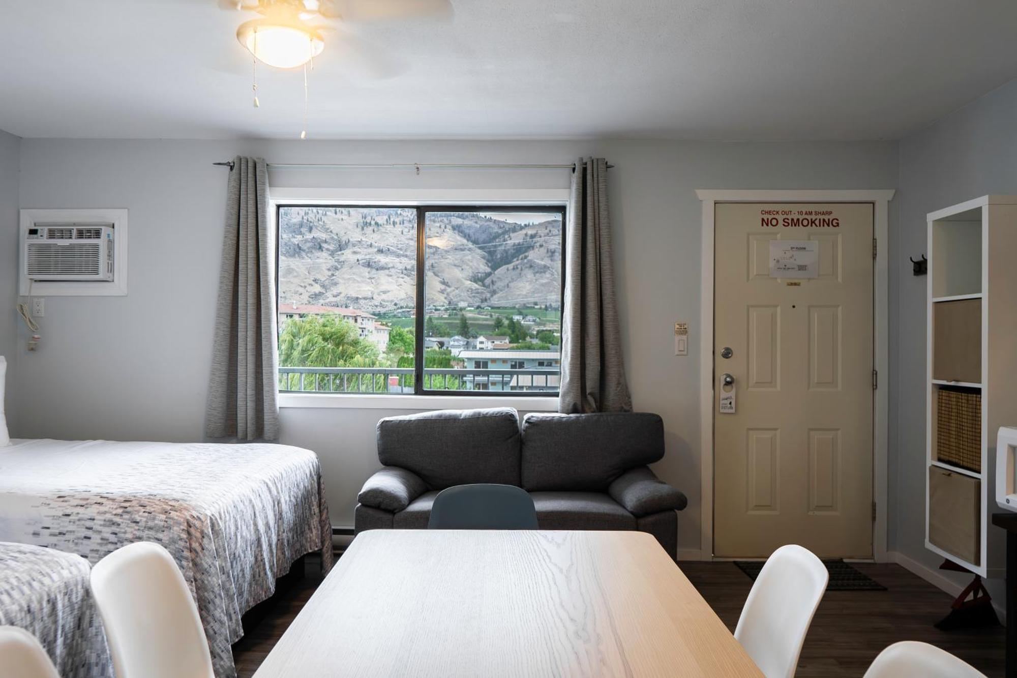 Poplars Motel On The Lake オソヨース エクステリア 写真