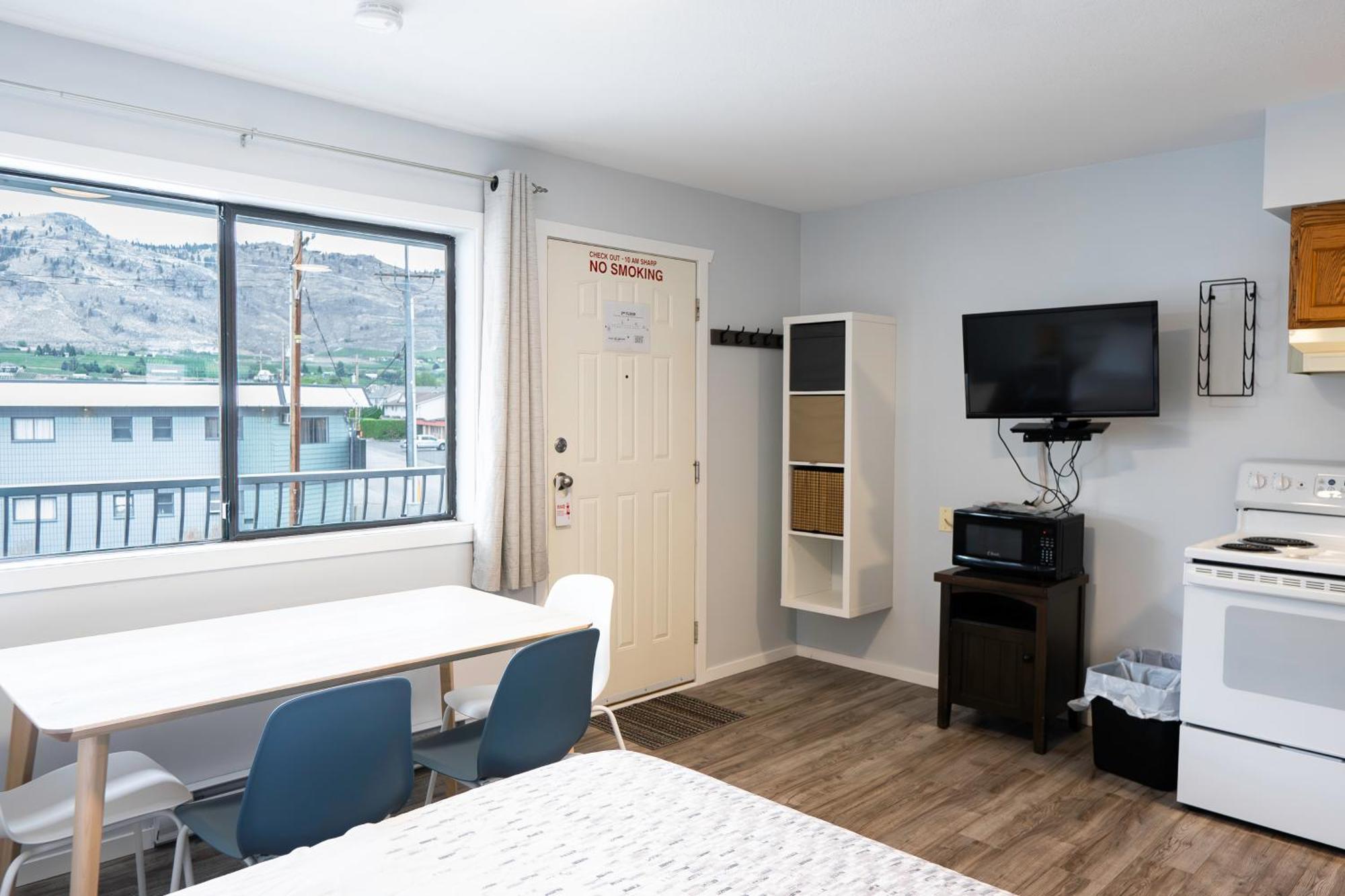 Poplars Motel On The Lake オソヨース エクステリア 写真