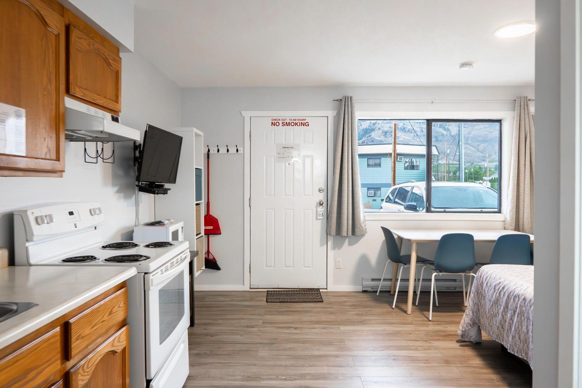 Poplars Motel On The Lake オソヨース エクステリア 写真